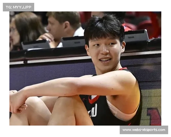 杨瀚森8分钟出战,贡献1分1篮板 杨瀚森8分钟出战,贡献1分1篮板